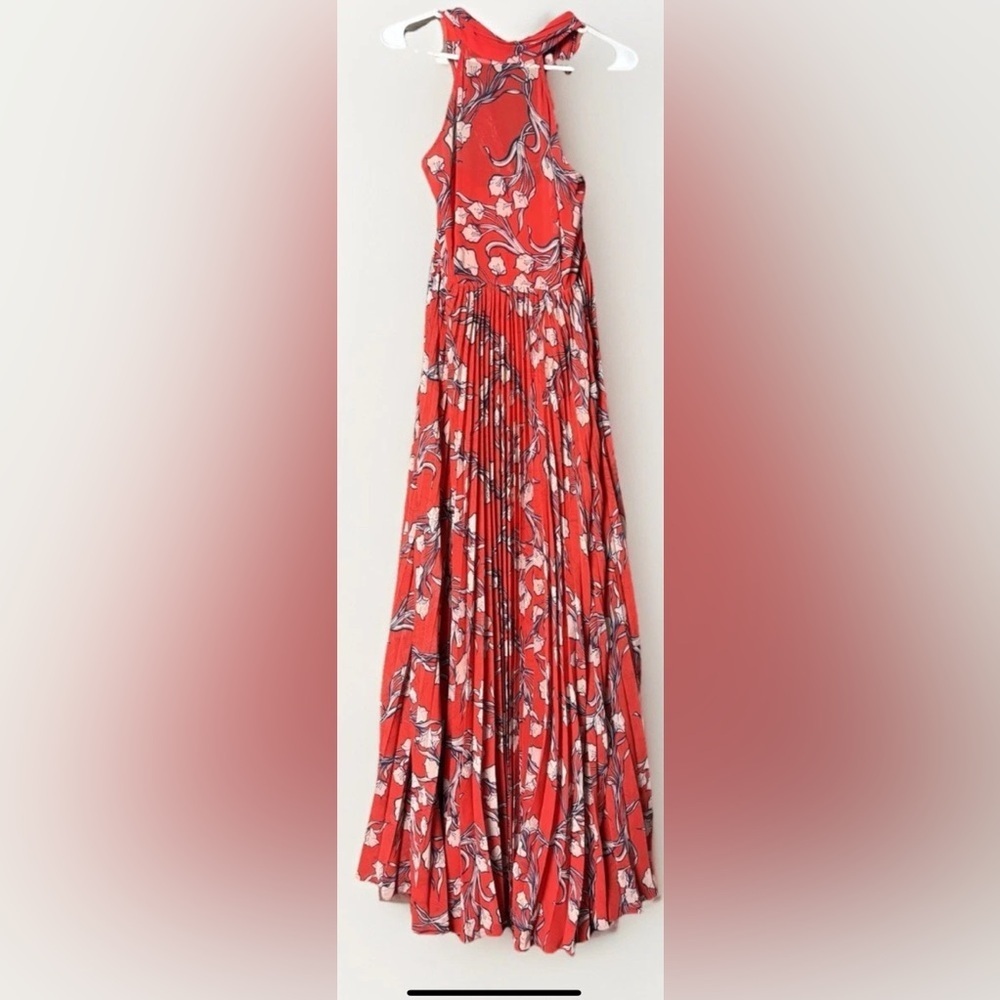 Fame & Partners Red Floral Halter Maxi Dress Pleated Open Back Size 6 - Picture 4 of 5
